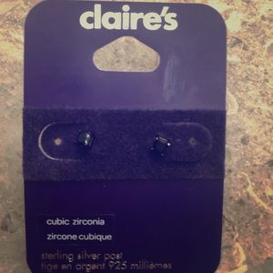 Black earrings